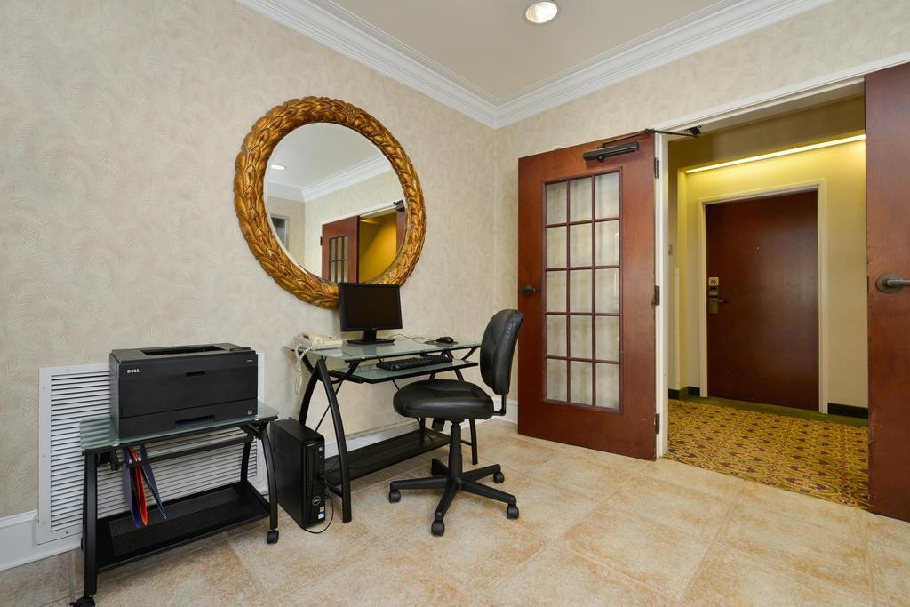 Comfort Suites Myrtle Beach Central Εξωτερικό φωτογραφία