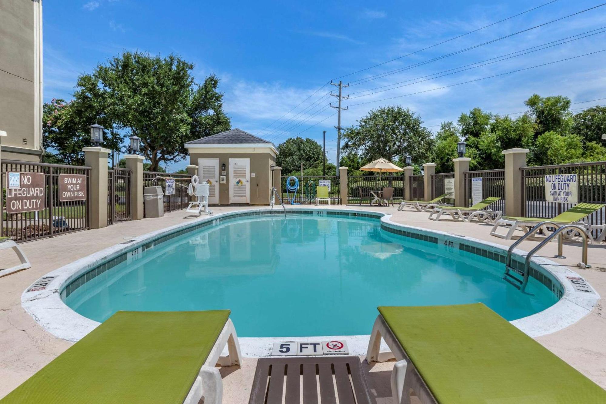 Comfort Suites Myrtle Beach Central Εξωτερικό φωτογραφία